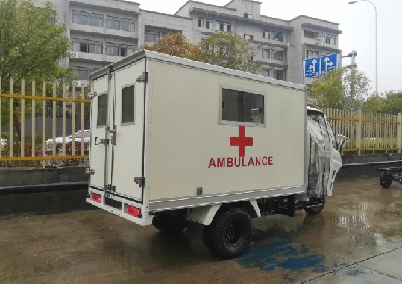 Ambulance Q2 Type With Driver Cabin first-aid case